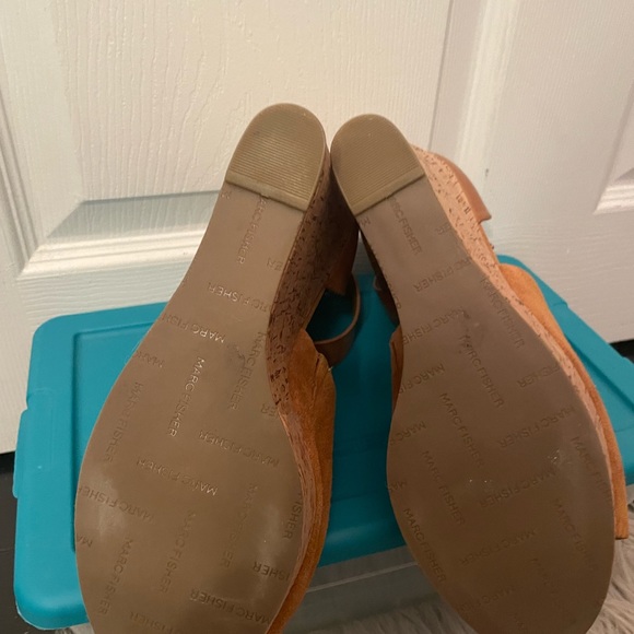 Marc Fisher Stunning Suede Wedge Sandals - Picture 6 of 6